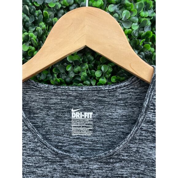Nike Dri-Fit Workout Tank, Women’s Size S - Picture 3 of 4